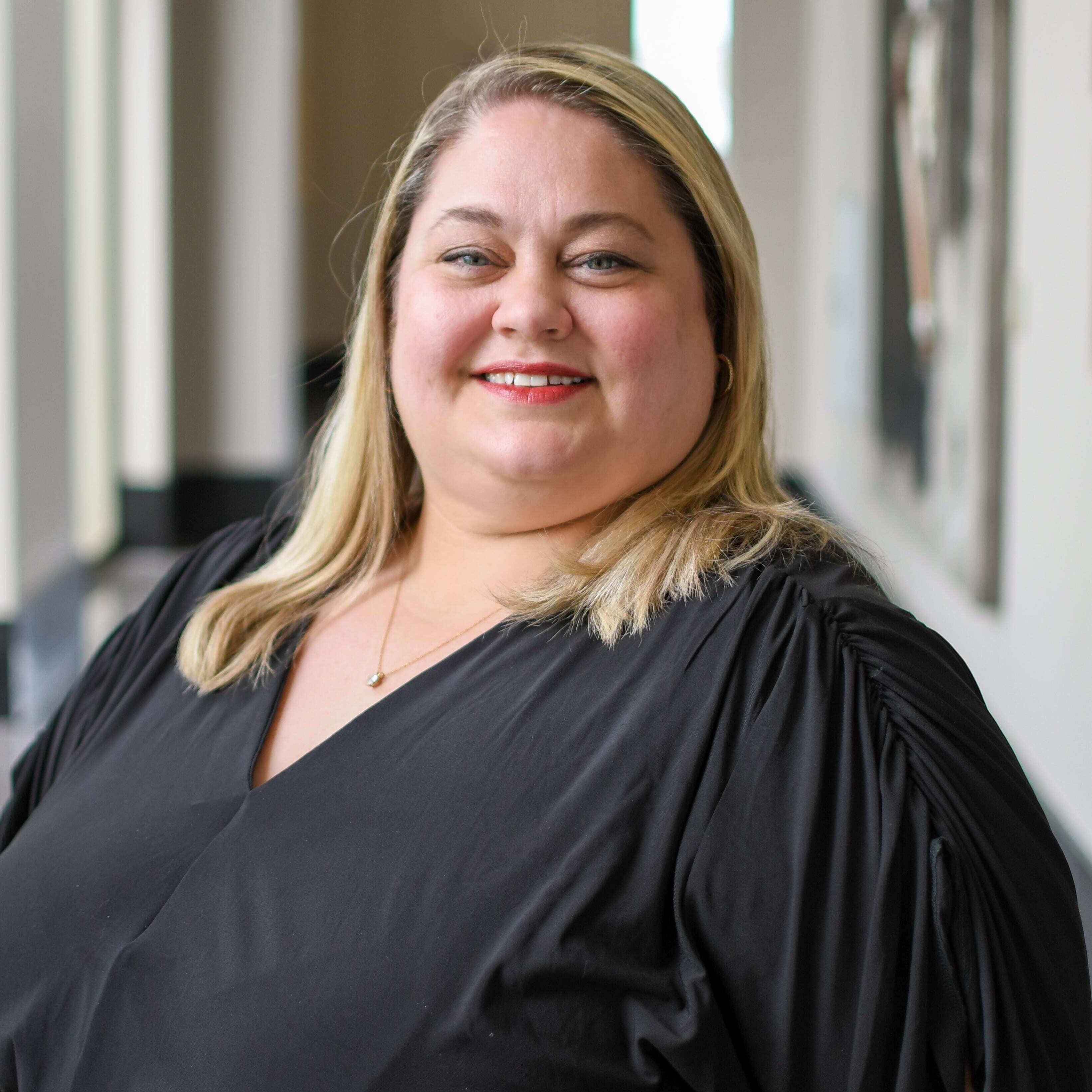 Anne mckisson headshot
