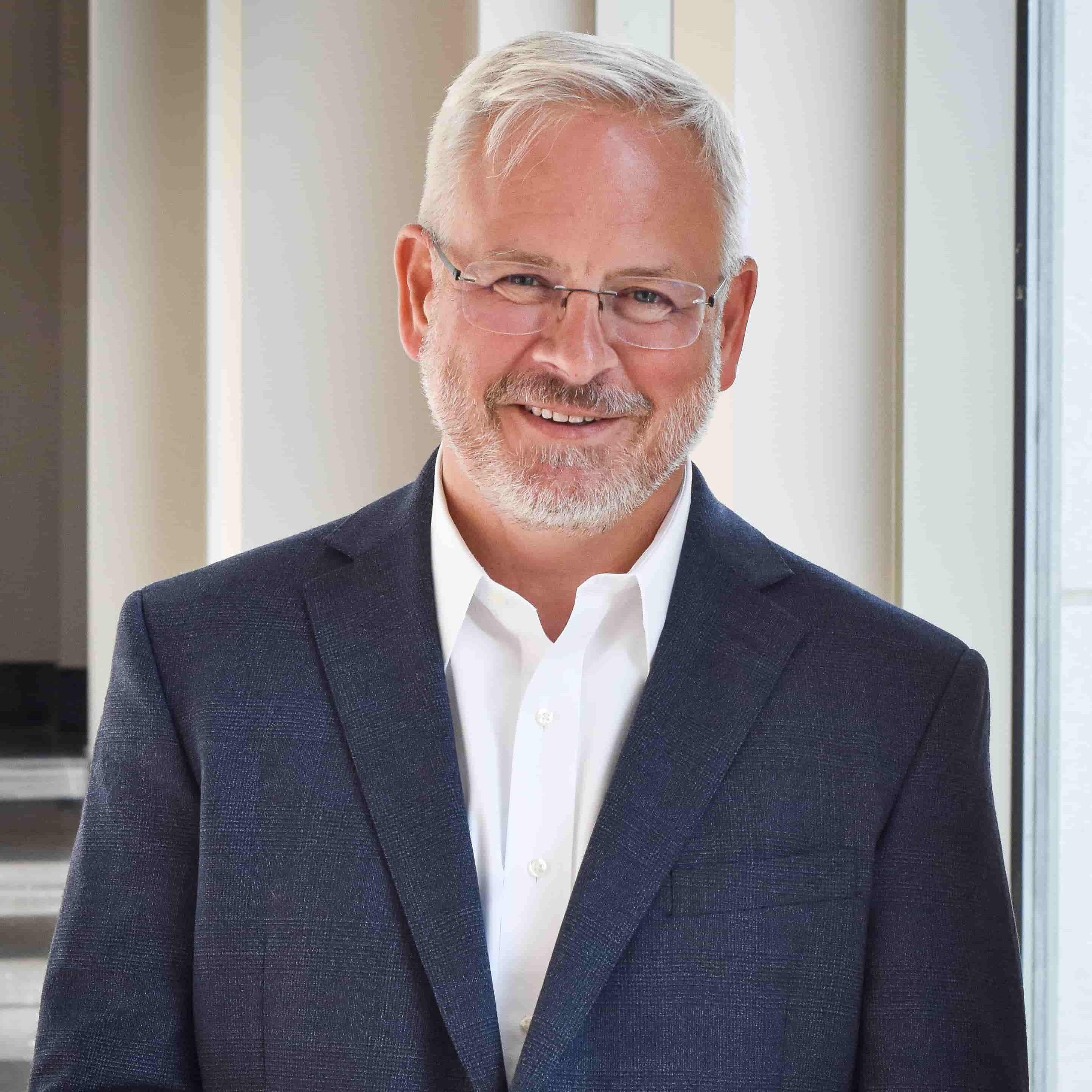 Jim henderson headshot